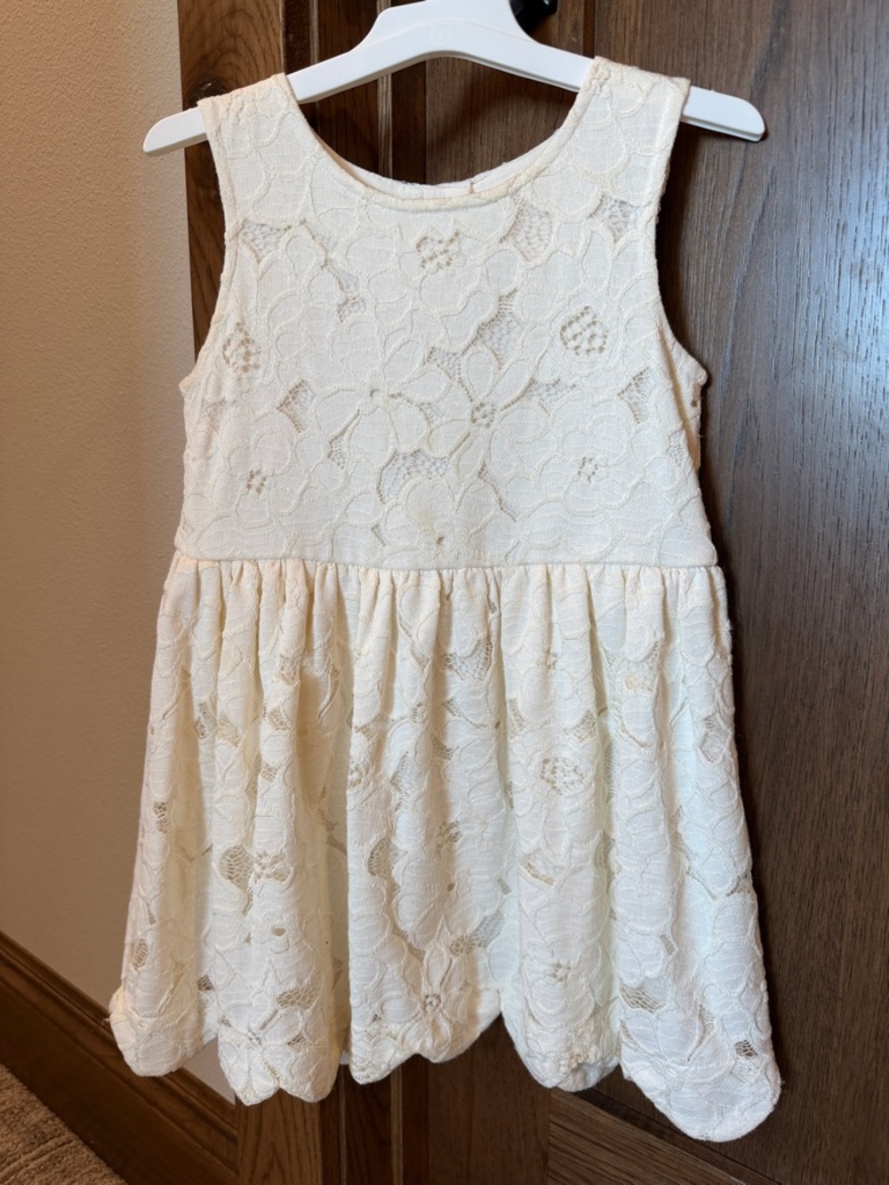 Cat & Jack Cream Floral Lace Sleeveless Dress